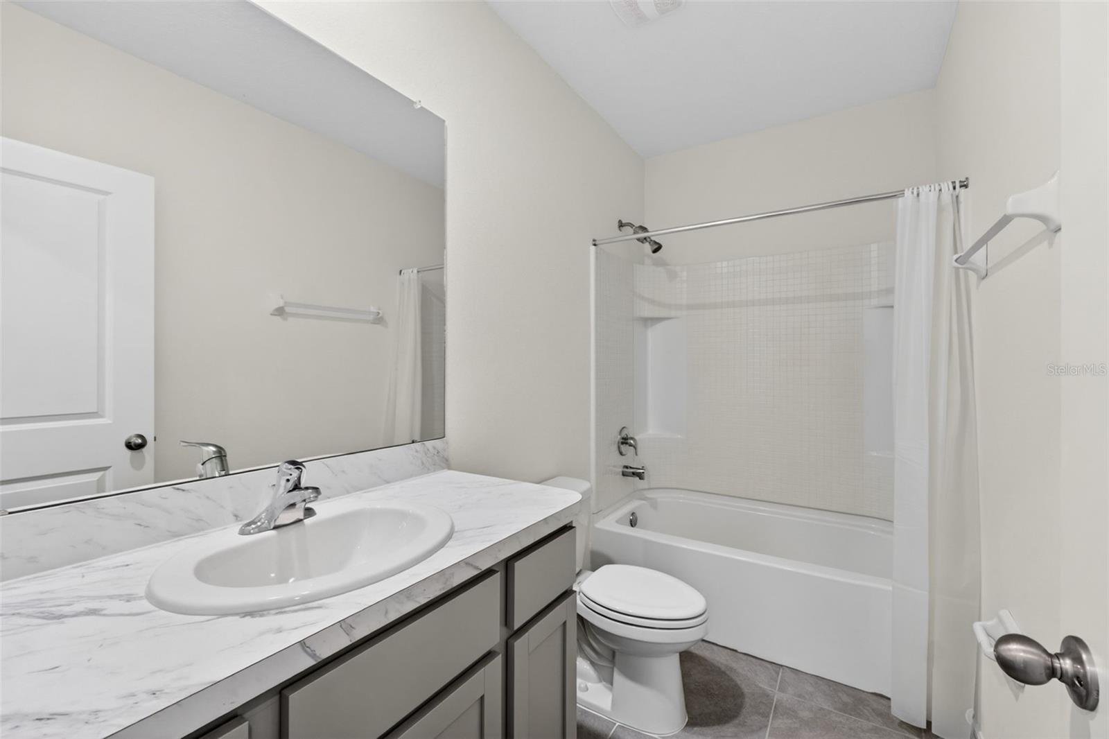 AVALON PARK WEST-NORTH PH 1A & - Residential