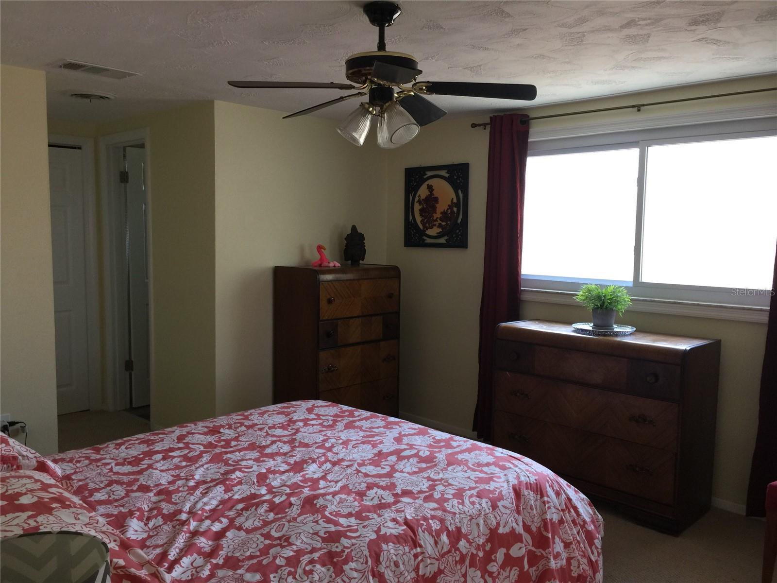 LA VILLA GARDENS - Residential Lease