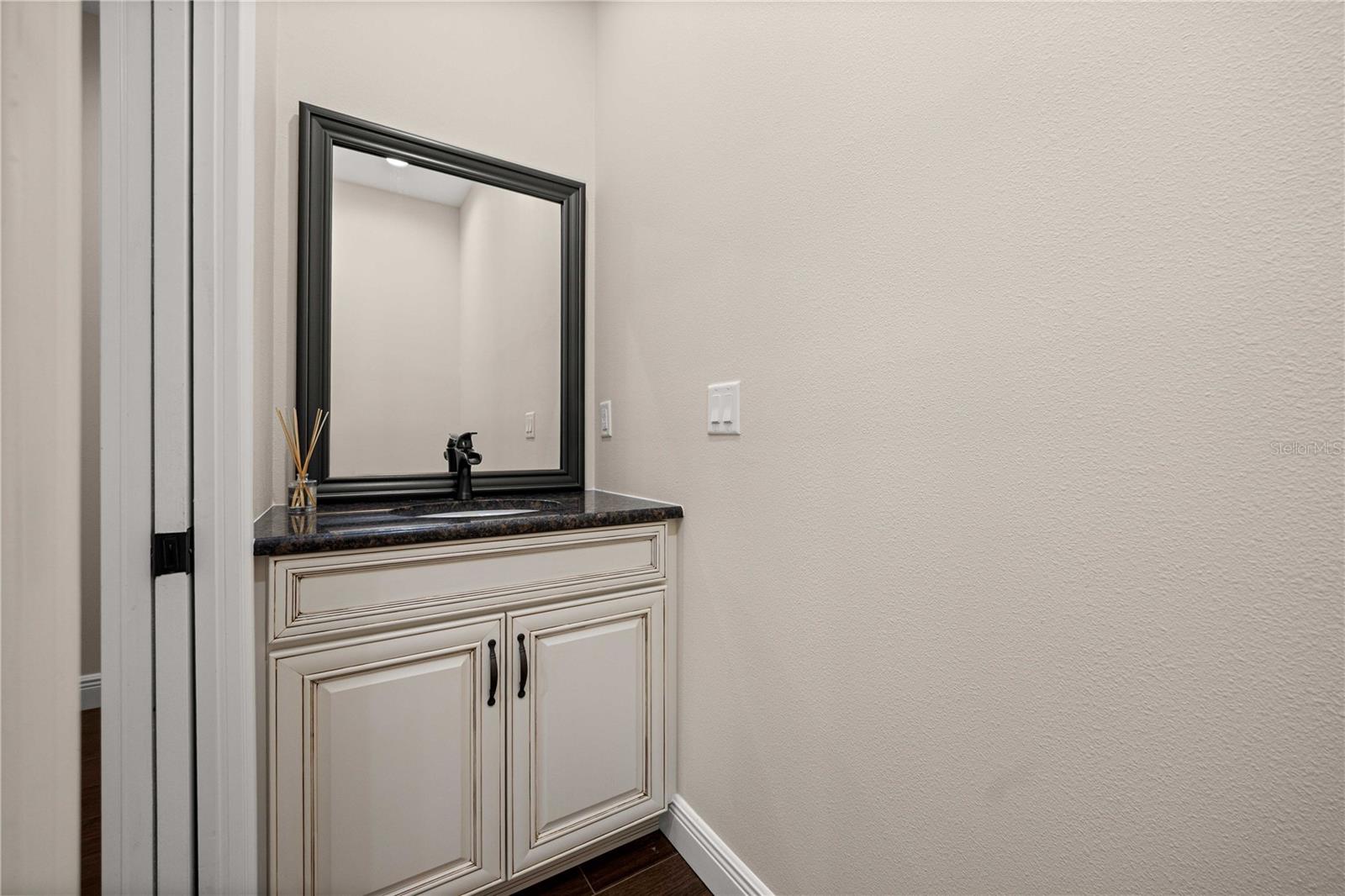 SILVER MDWS CENTRAL - Residential