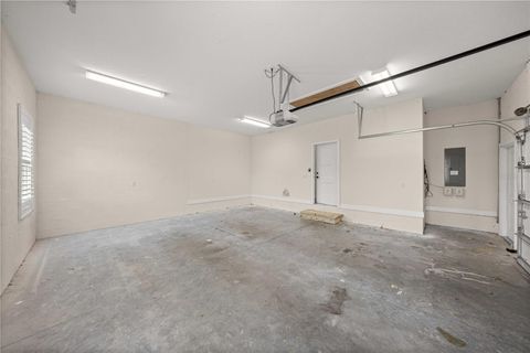 Tiny photo for 5927 NE 62nd Court Road, Silver Springs, FL 34488 (MLS # OM723437)