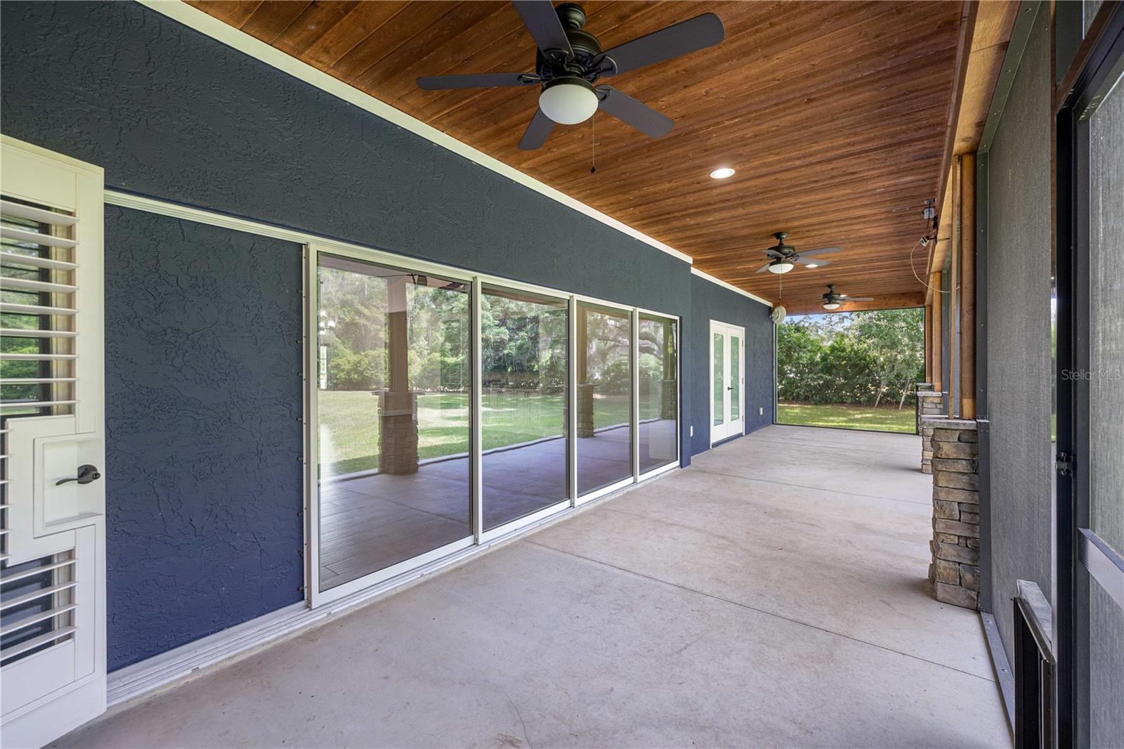 SILVER MDWS CENTRAL - Residential