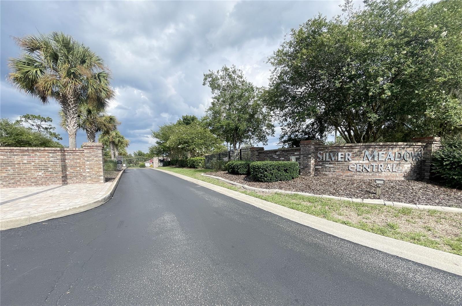 SILVER MDWS CENTRAL - Residential