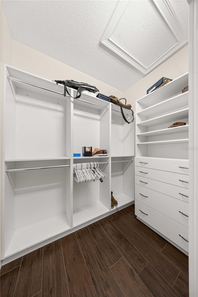 SILVER MDWS CENTRAL - Residential