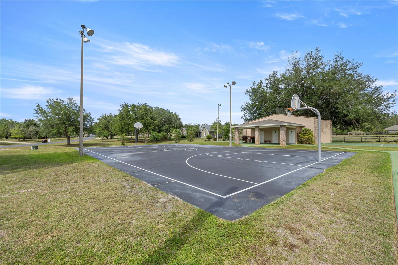 SILVER MDWS CENTRAL - Residential