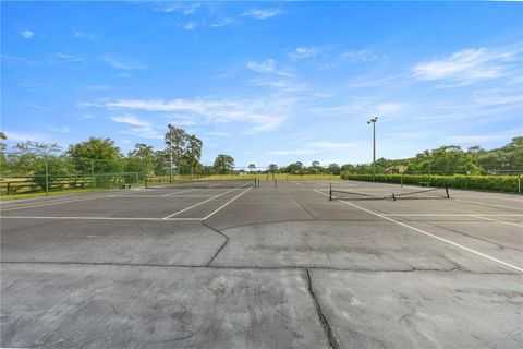 Tiny photo for 5927 NE 62nd Court Road, Silver Springs, FL 34488 (MLS # OM723437)