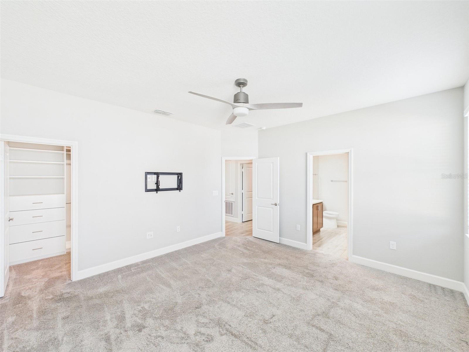 LAKE LUCERNE PH 1 - Residential