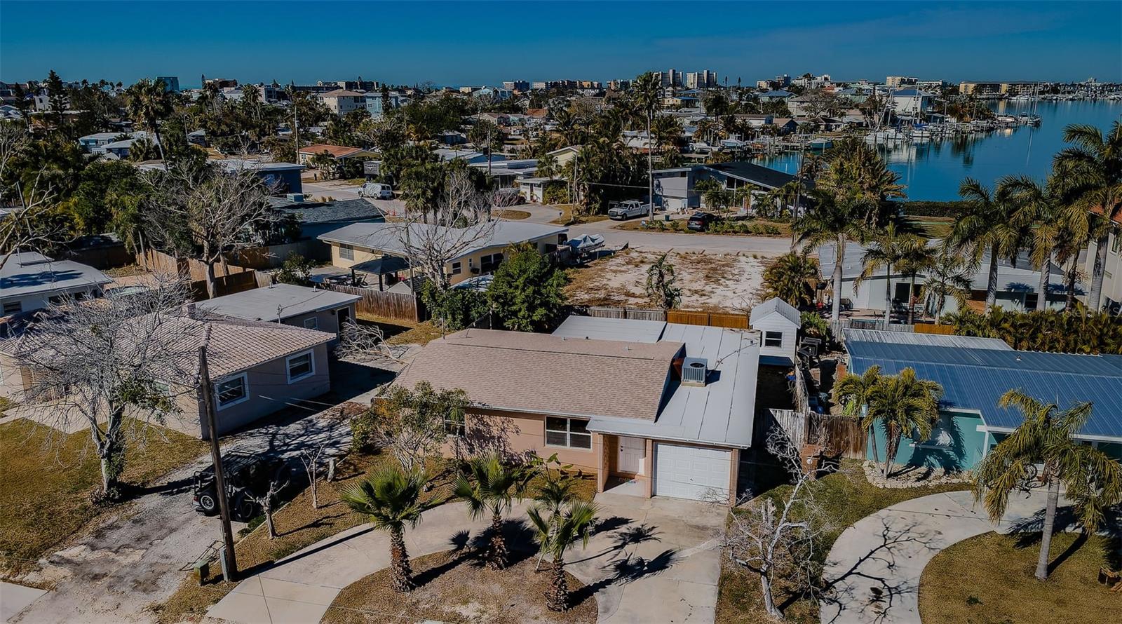 BAY POINT ESTATES - Residential