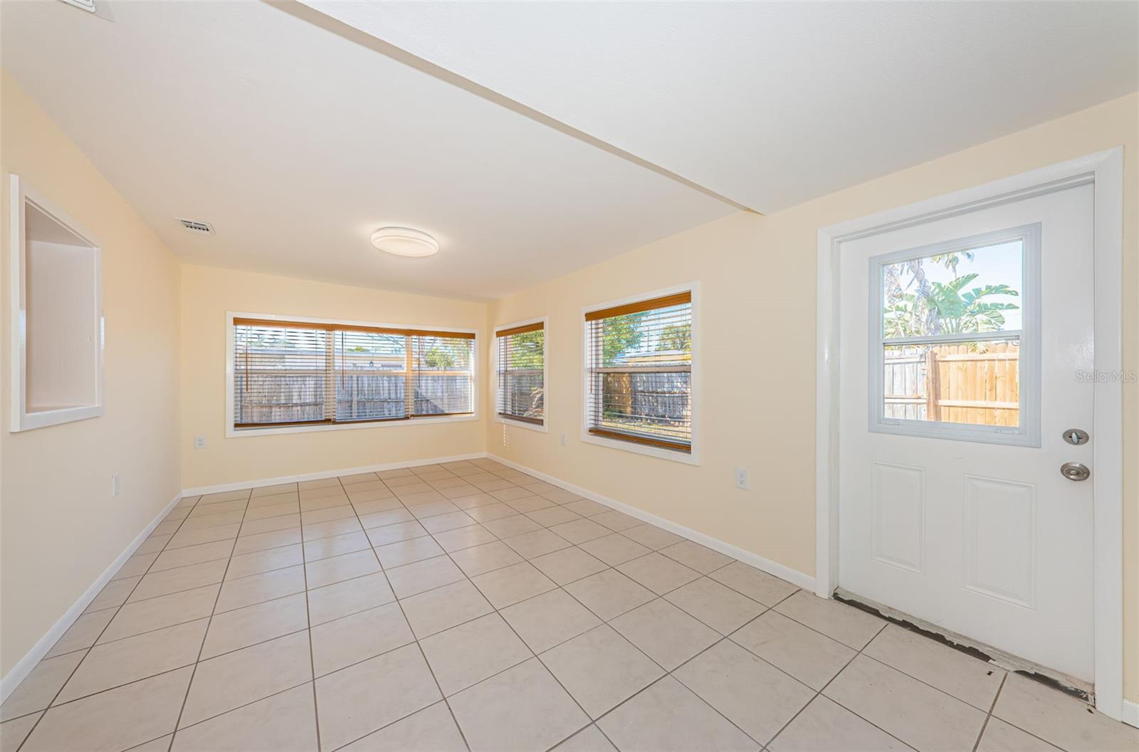 BAY POINT ESTATES - Residential