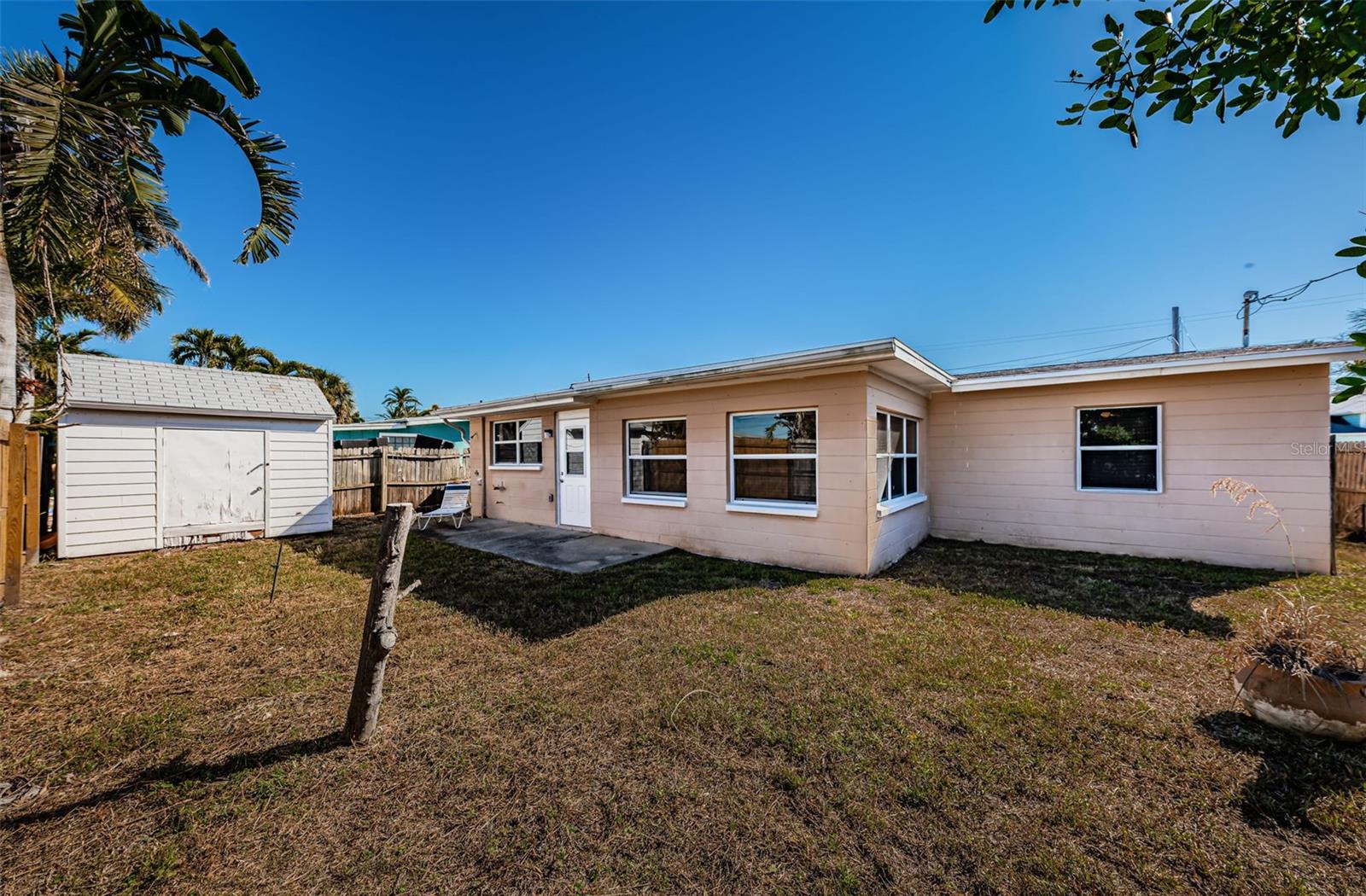 BAY POINT ESTATES - Residential