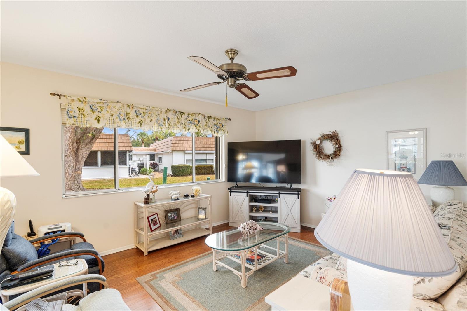 STRATHMORE RIVERSIDE I - Residential