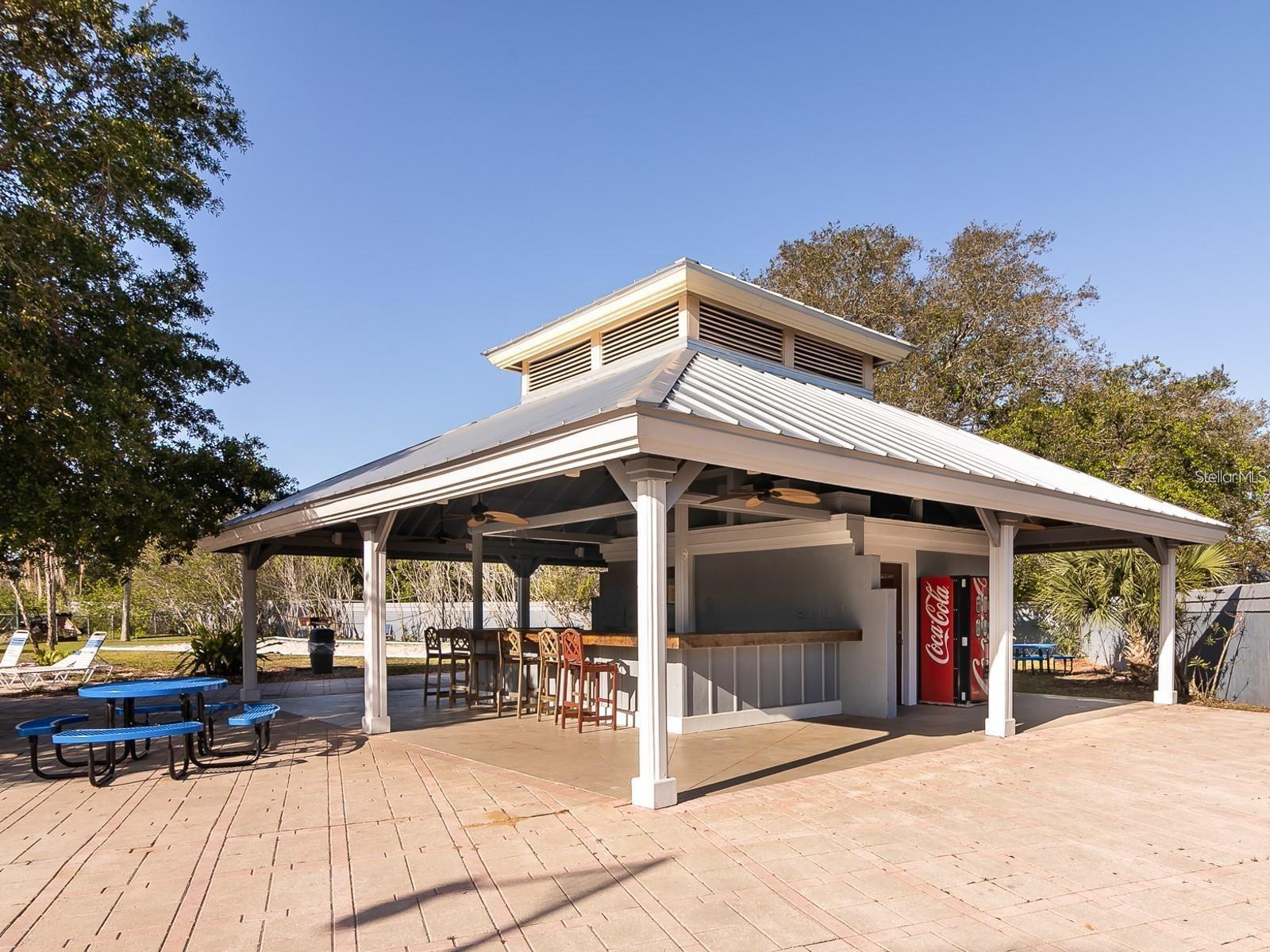 ISLAND CLUB WEST PH 02 - Residential Lease