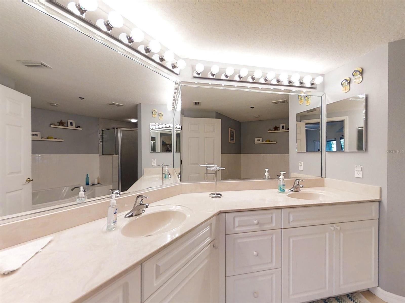 Ocean Walk Condo At Nsb Bldg 07 - Residential