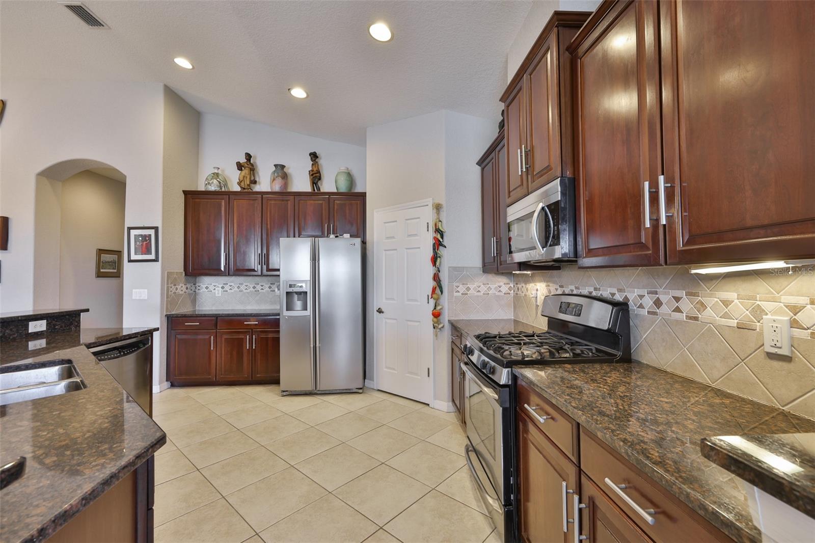 TOSCANA AT RENAISSANCE A CONDOMINIUM - Residential