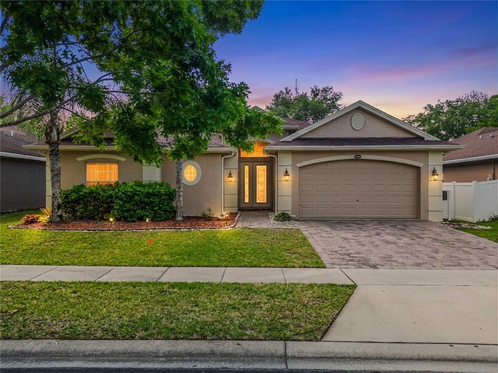 Photo of 1006 Costa Mesa Lane, Kissimmee, FL 34744 (MLS # S5146088)