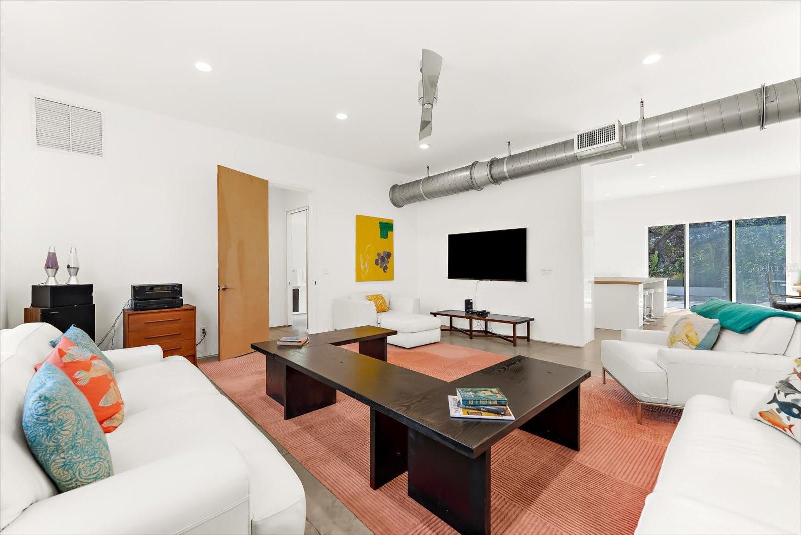 ENGLEWOOD GARDENS - Residential