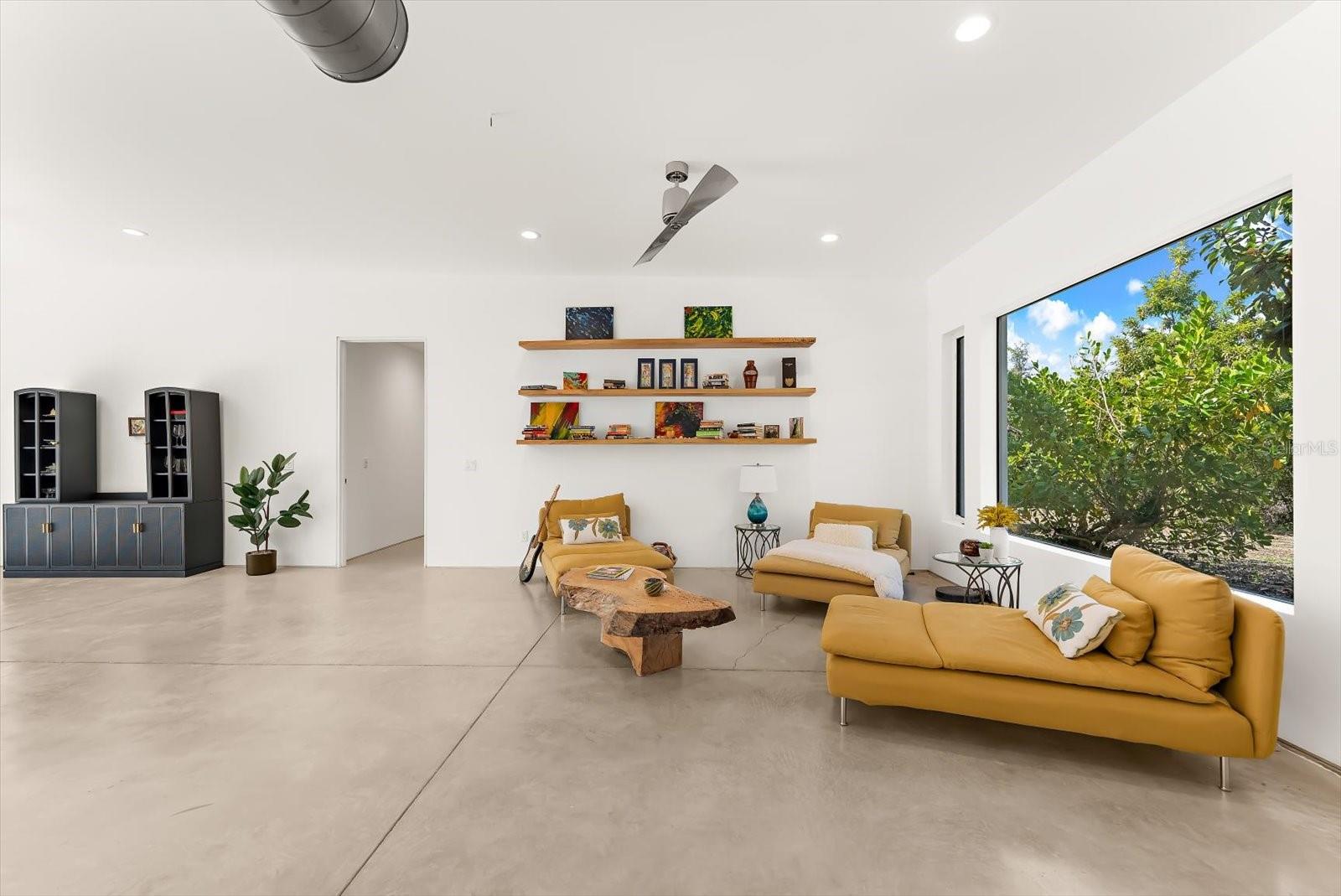 ENGLEWOOD GARDENS - Residential