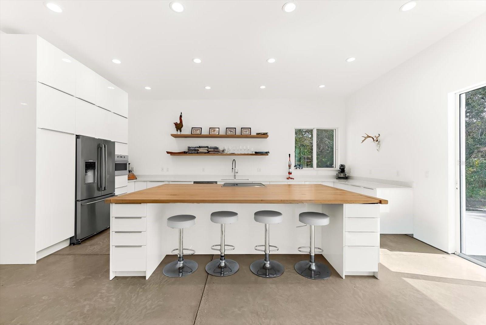 ENGLEWOOD GARDENS - Residential