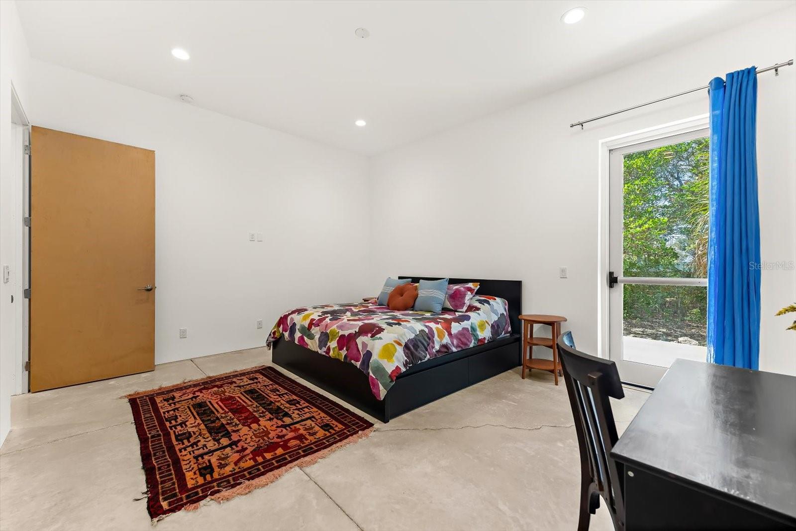 ENGLEWOOD GARDENS - Residential