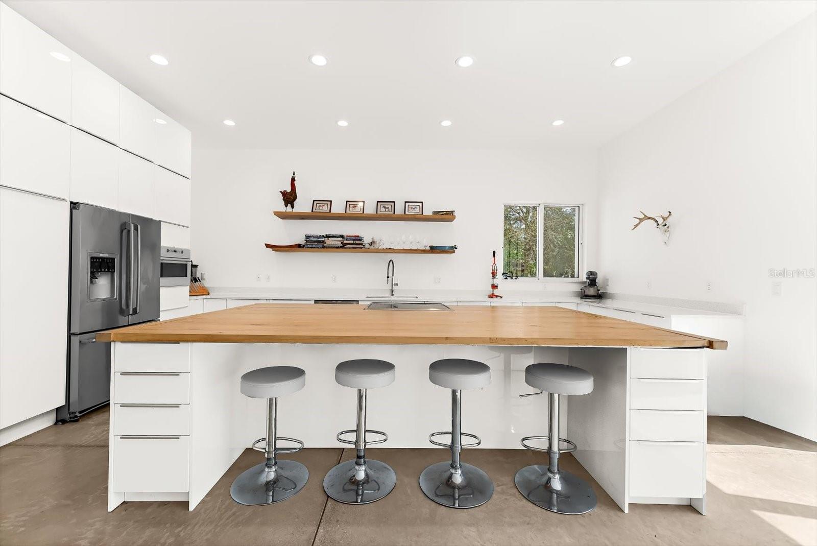 ENGLEWOOD GARDENS - Residential