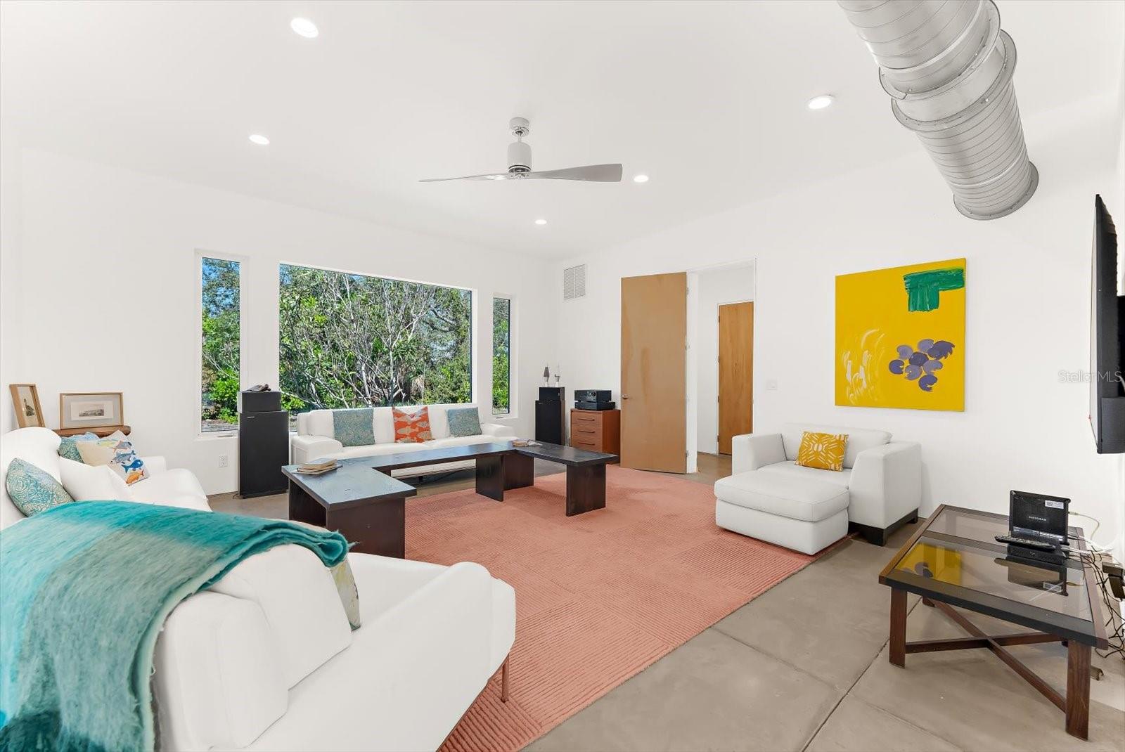 ENGLEWOOD GARDENS - Residential