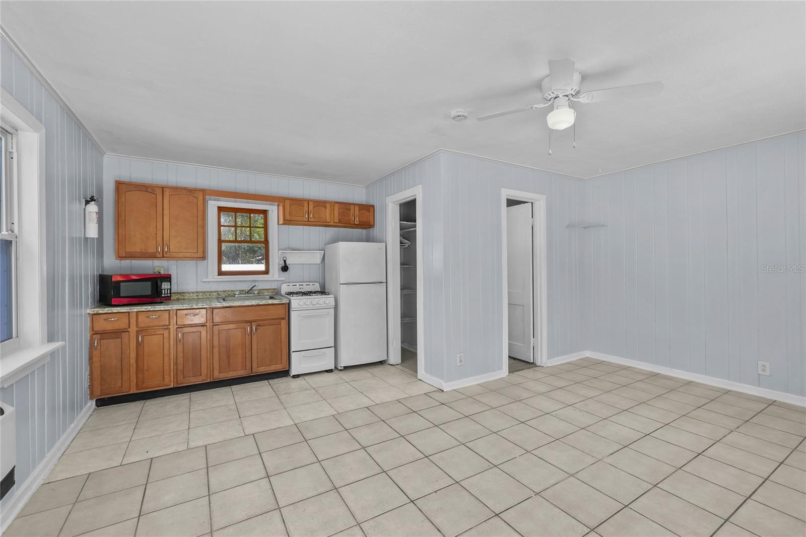 HIGHLAND PARK - Commercial Sale