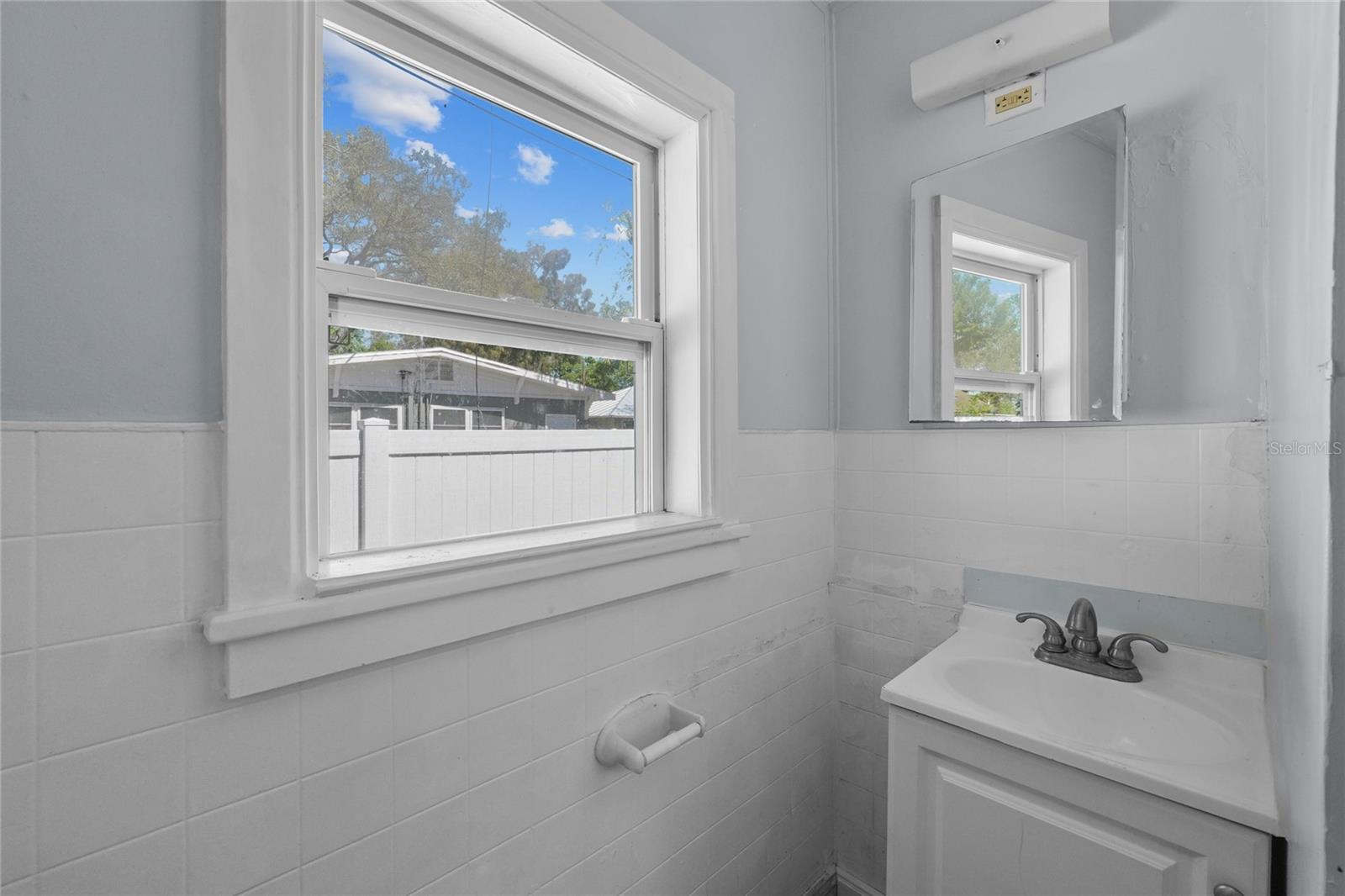 HIGHLAND PARK - Commercial Sale