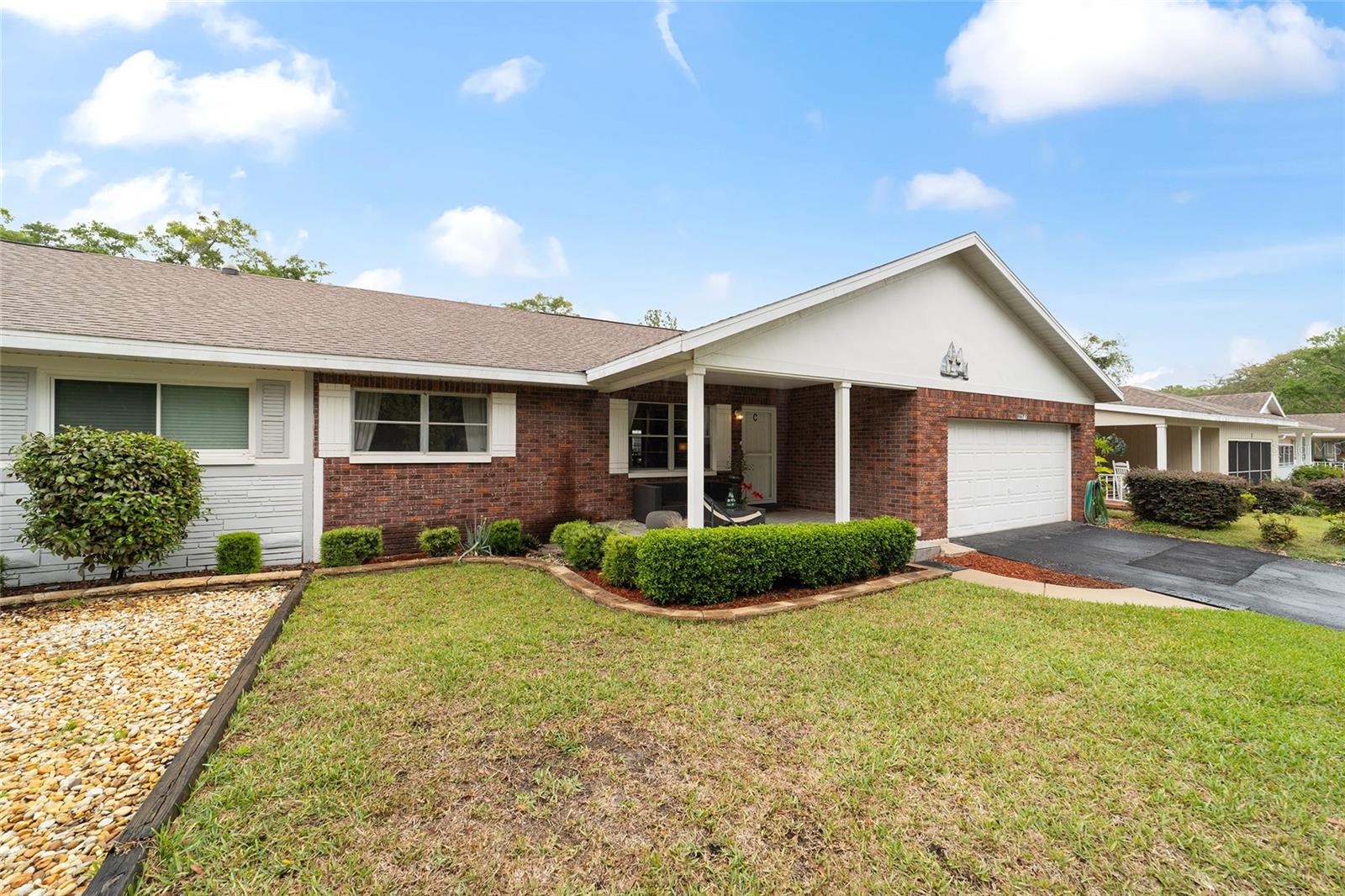 ON TOP OF THE WORLD - Residential