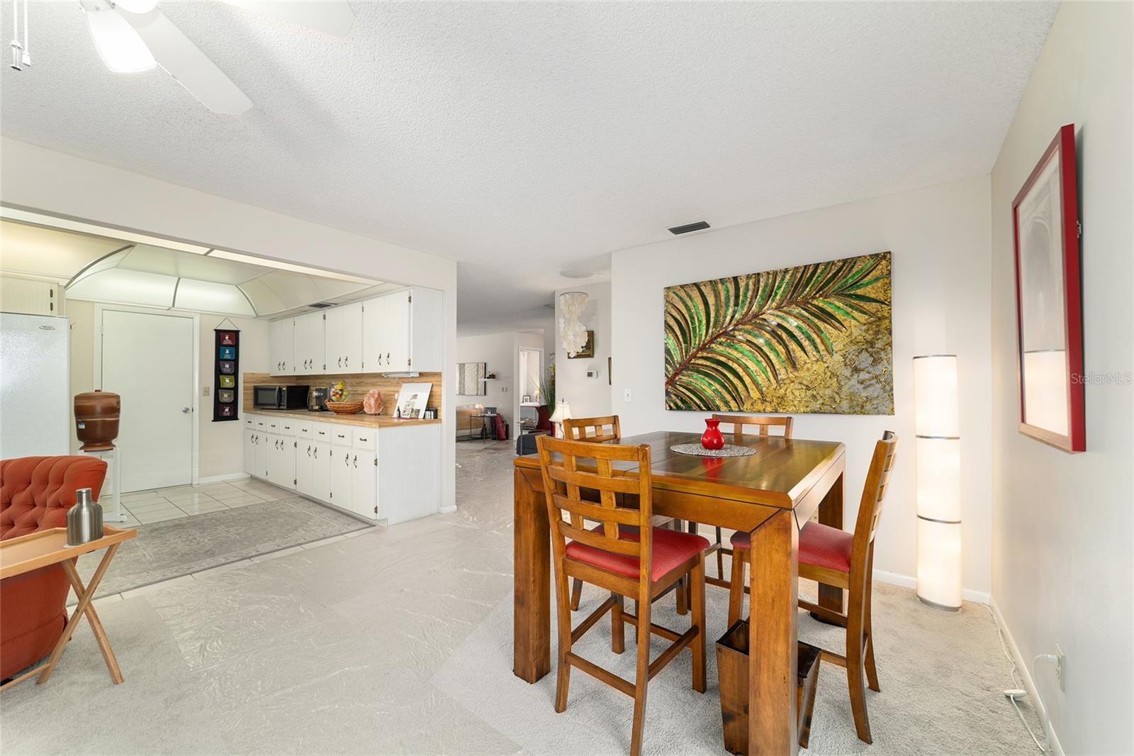 ON TOP OF THE WORLD - Residential