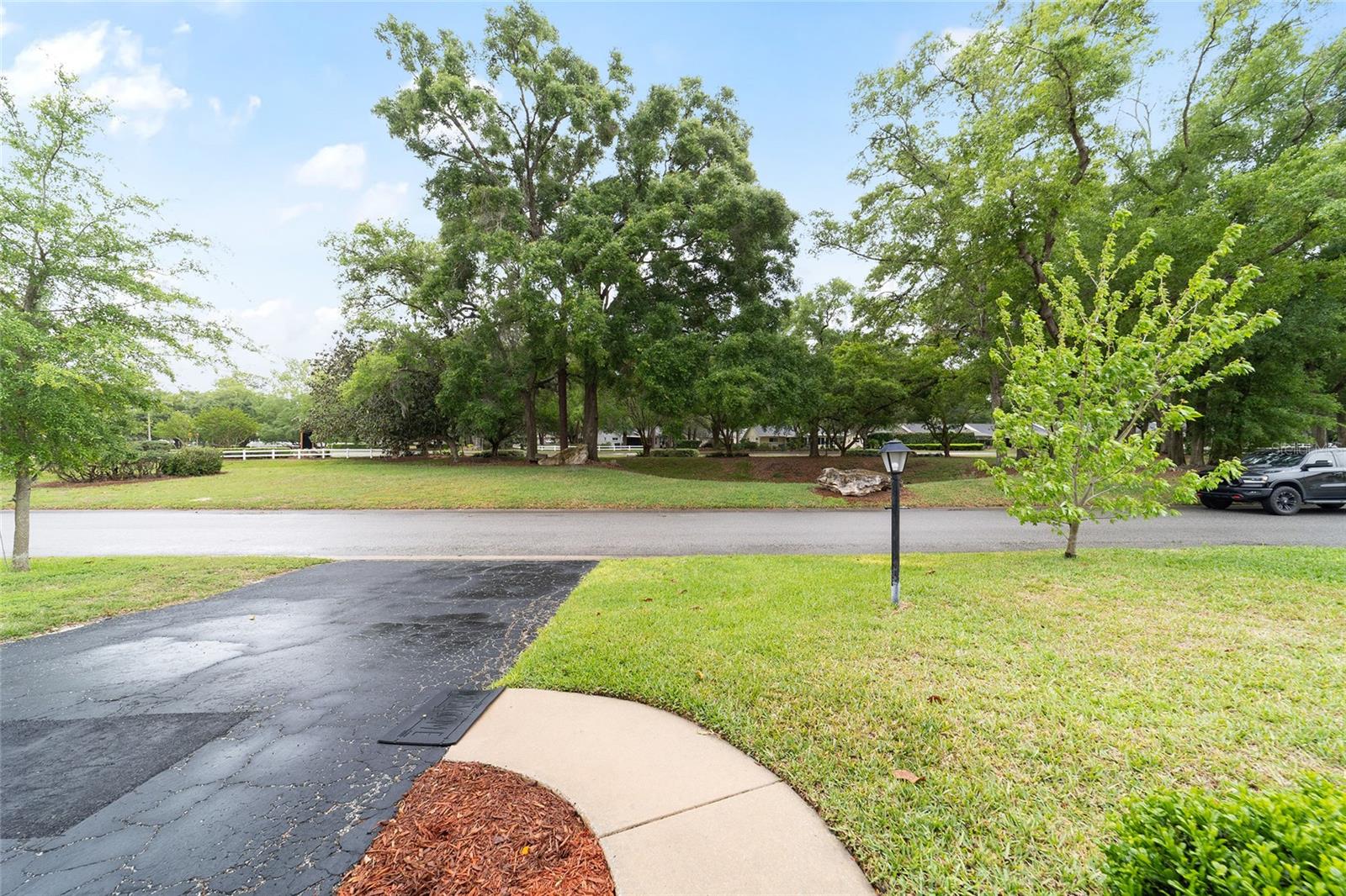 ON TOP OF THE WORLD - Residential