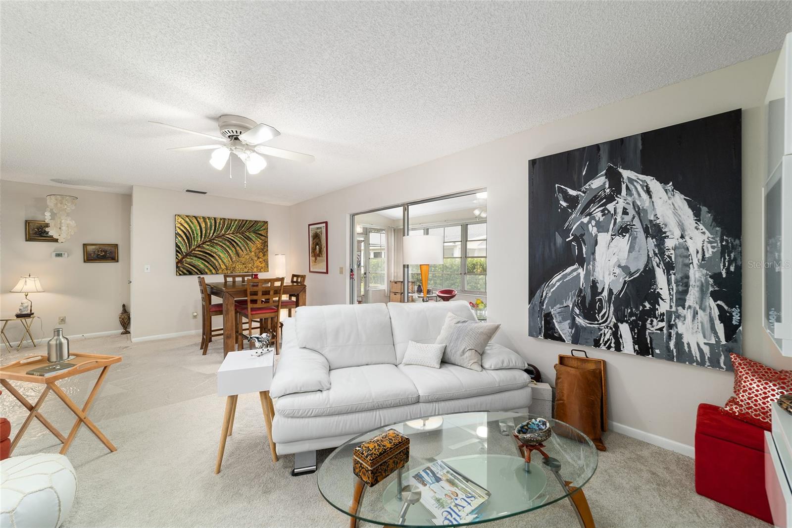 ON TOP OF THE WORLD - Residential