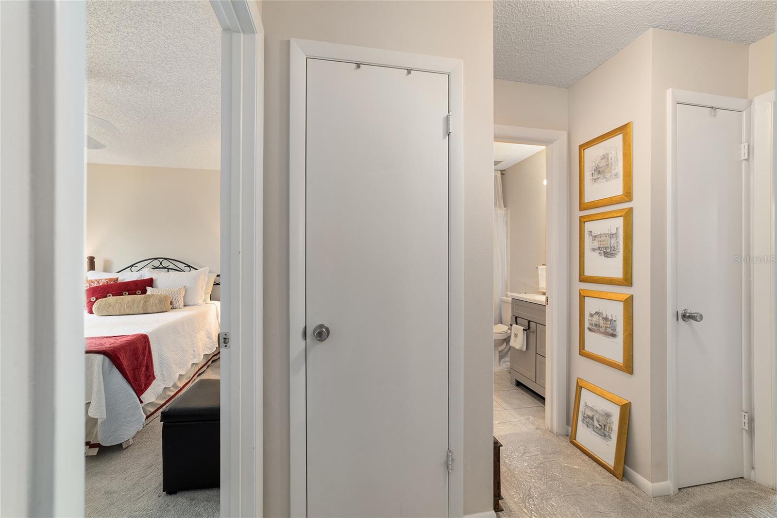 ON TOP OF THE WORLD - Residential