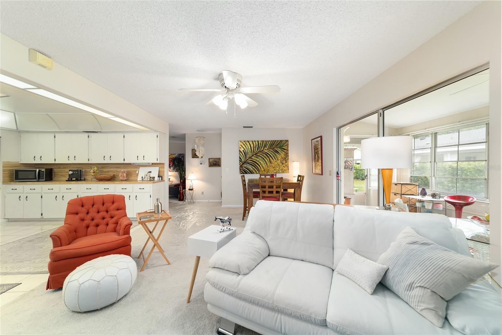 ON TOP OF THE WORLD - Residential