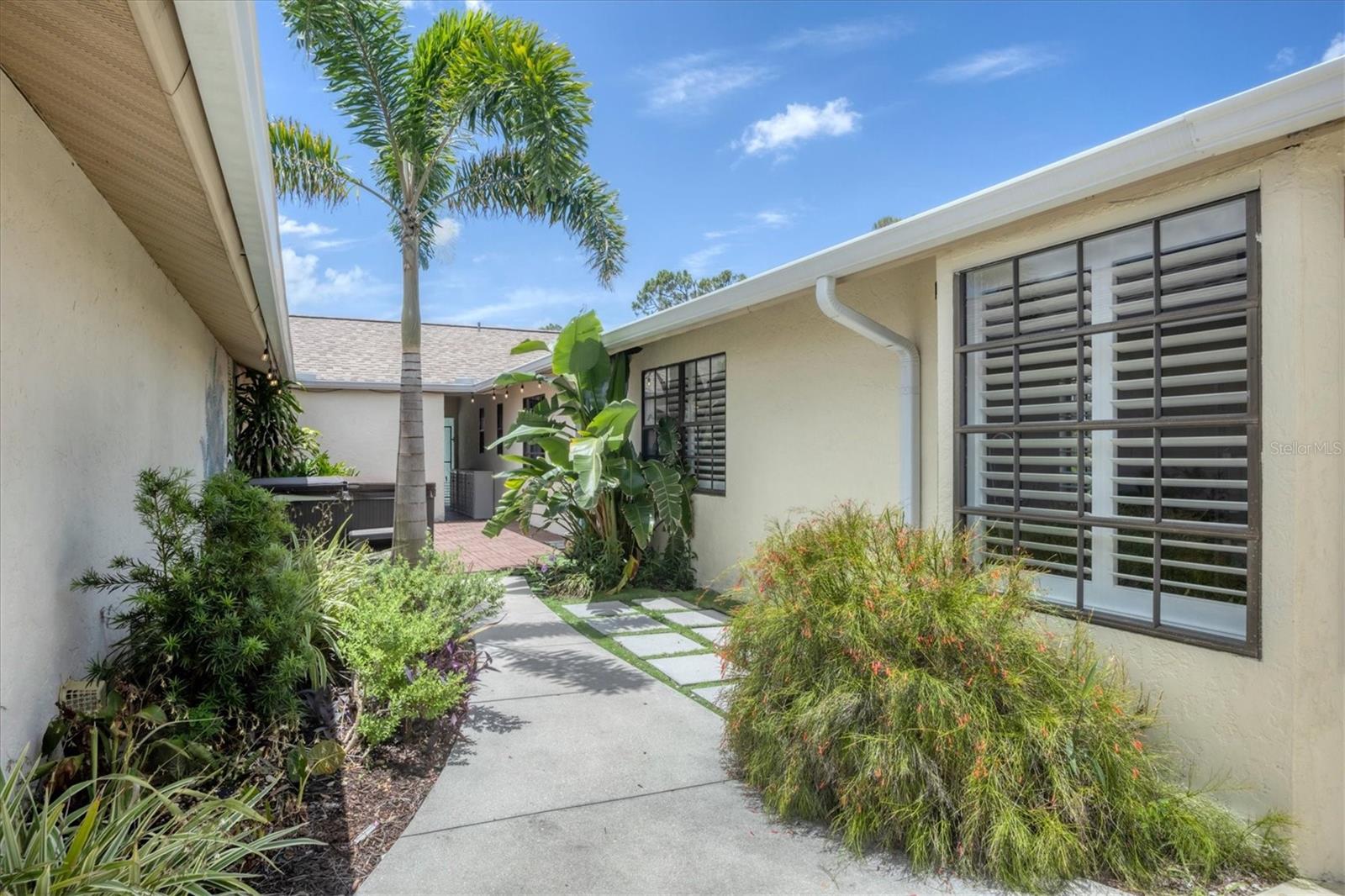 VILLAS ROTONDA PH02 - Residential