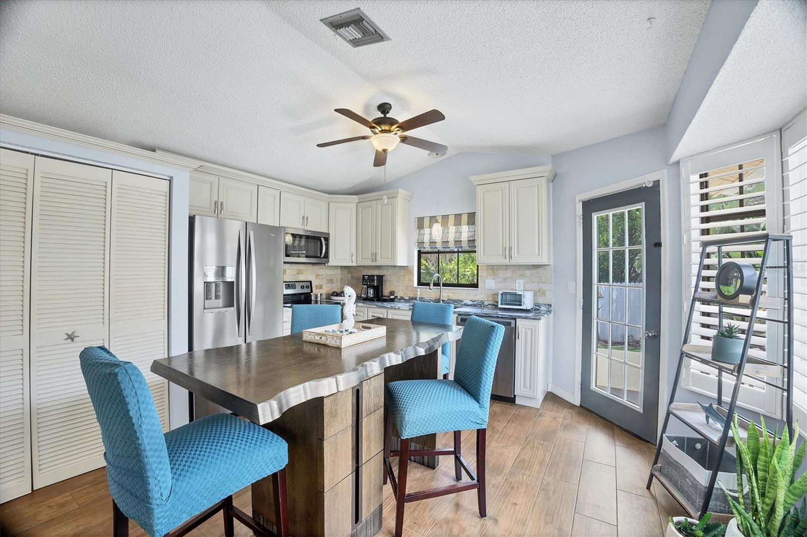 VILLAS ROTONDA PH02 - Residential