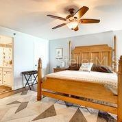 Sunrise Condo - Residential