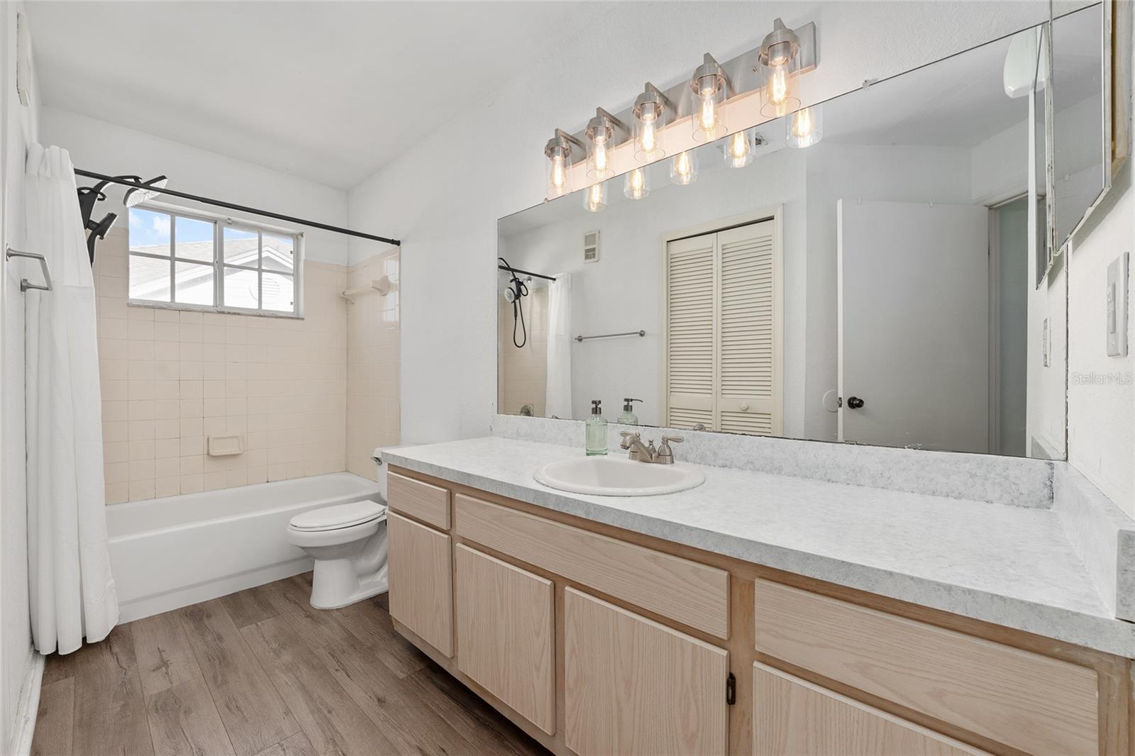 WINDSOR PARK AT GAINESVIL - Residential