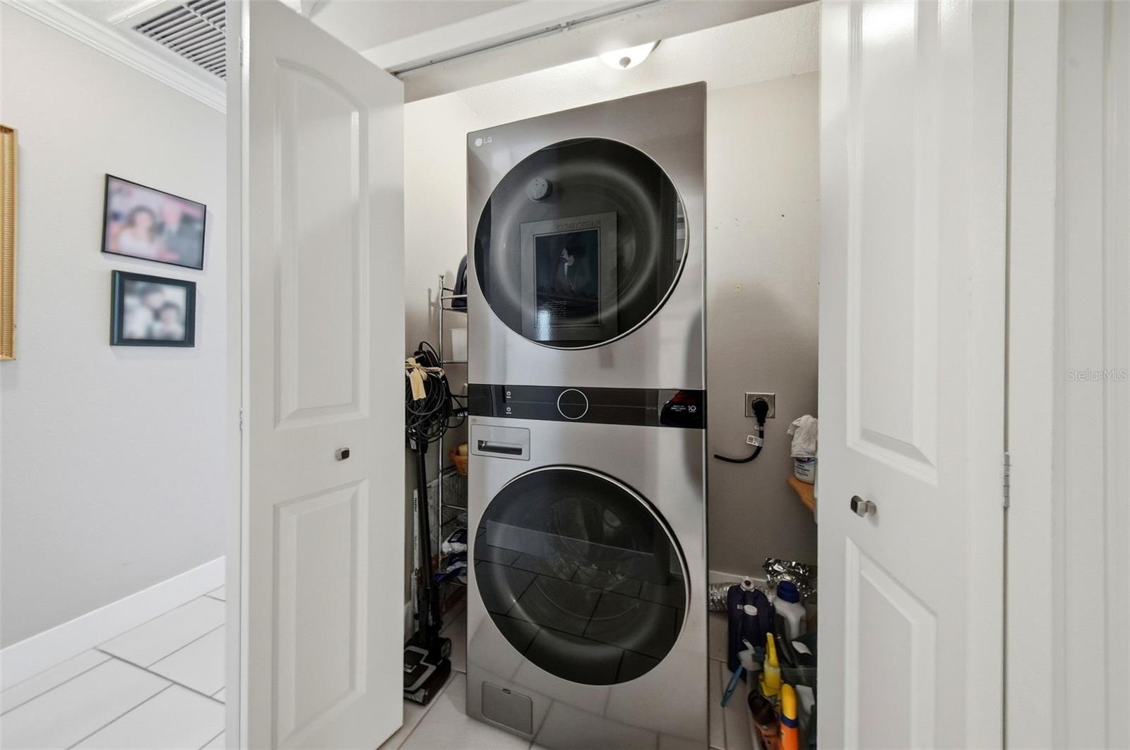 GULF HARBORS WOODLANDS - Residential