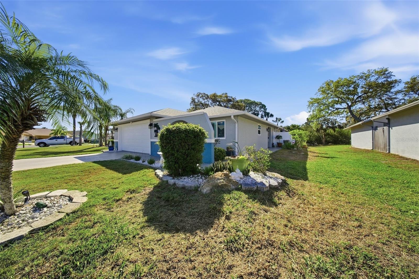 GULF HARBORS WOODLANDS - Residential