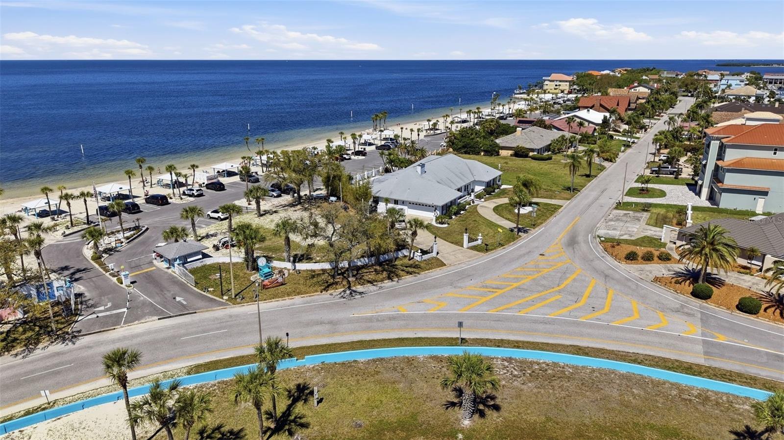 GULF HARBORS WOODLANDS - Residential