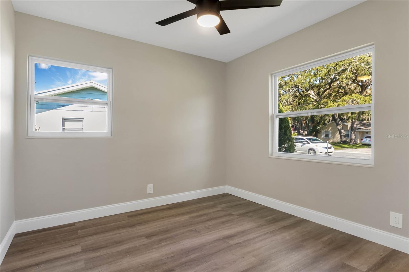 SUNLAND ESTATES 1ST ADD - Residential