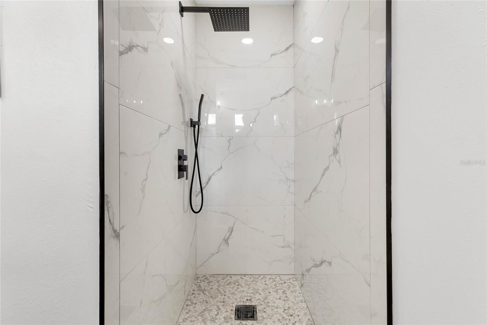 SUNLAND ESTATES 1ST ADD - Residential