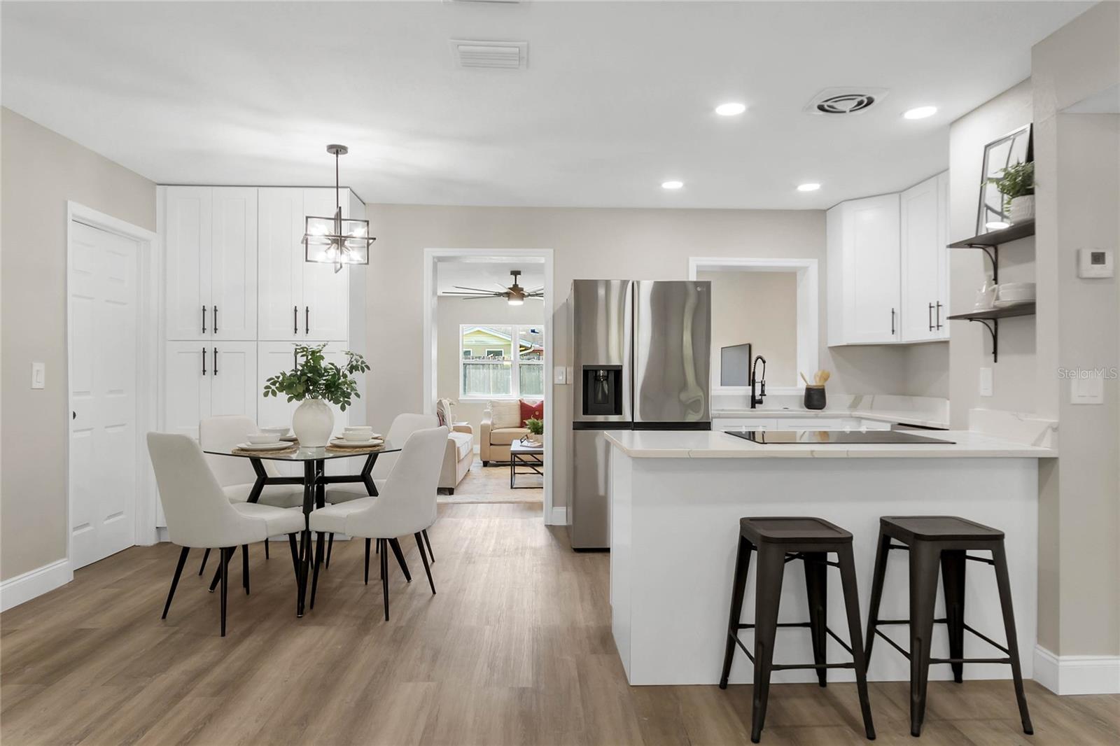 SUNLAND ESTATES 1ST ADD - Residential