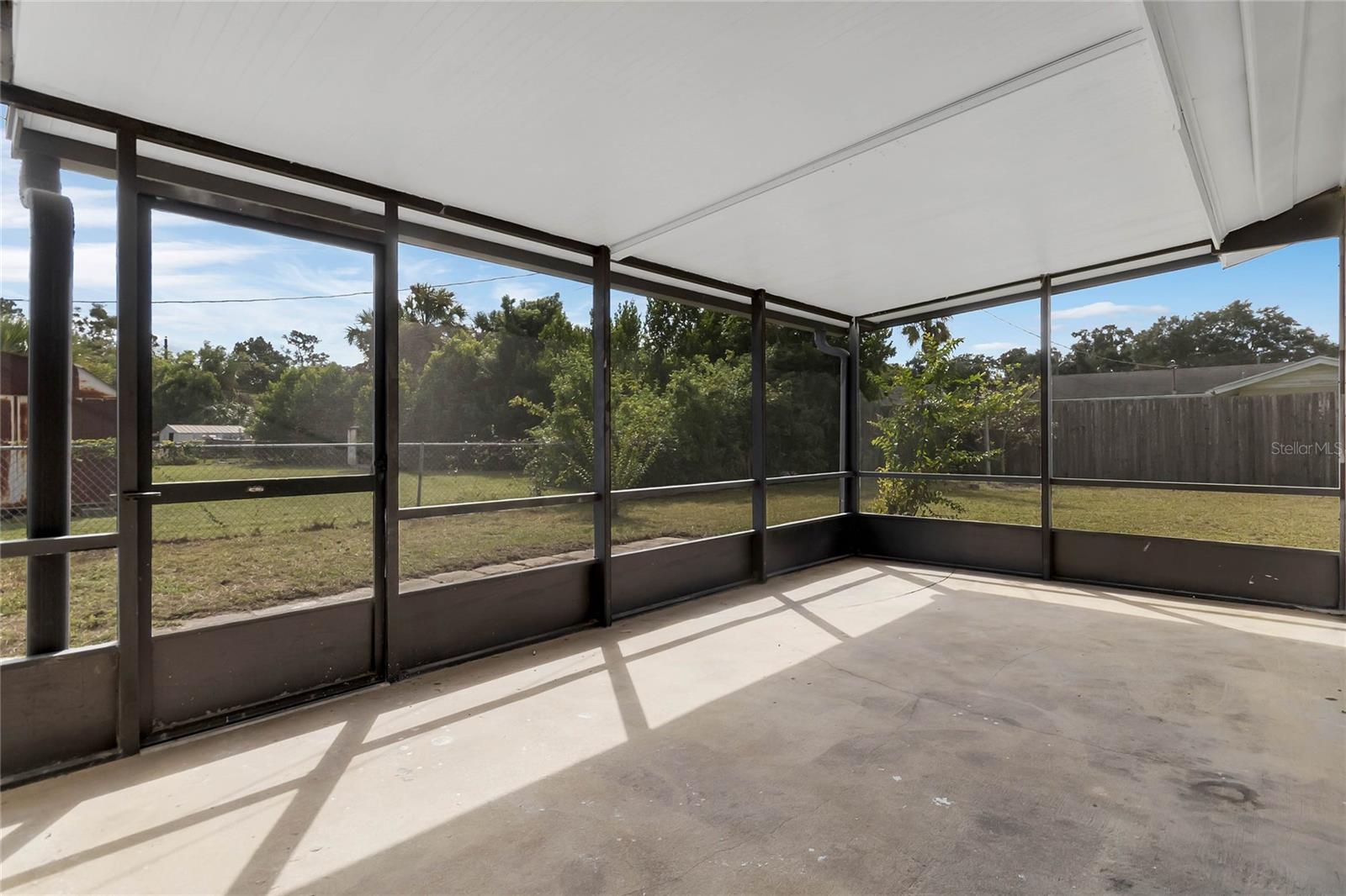 SUNLAND ESTATES 1ST ADD - Residential