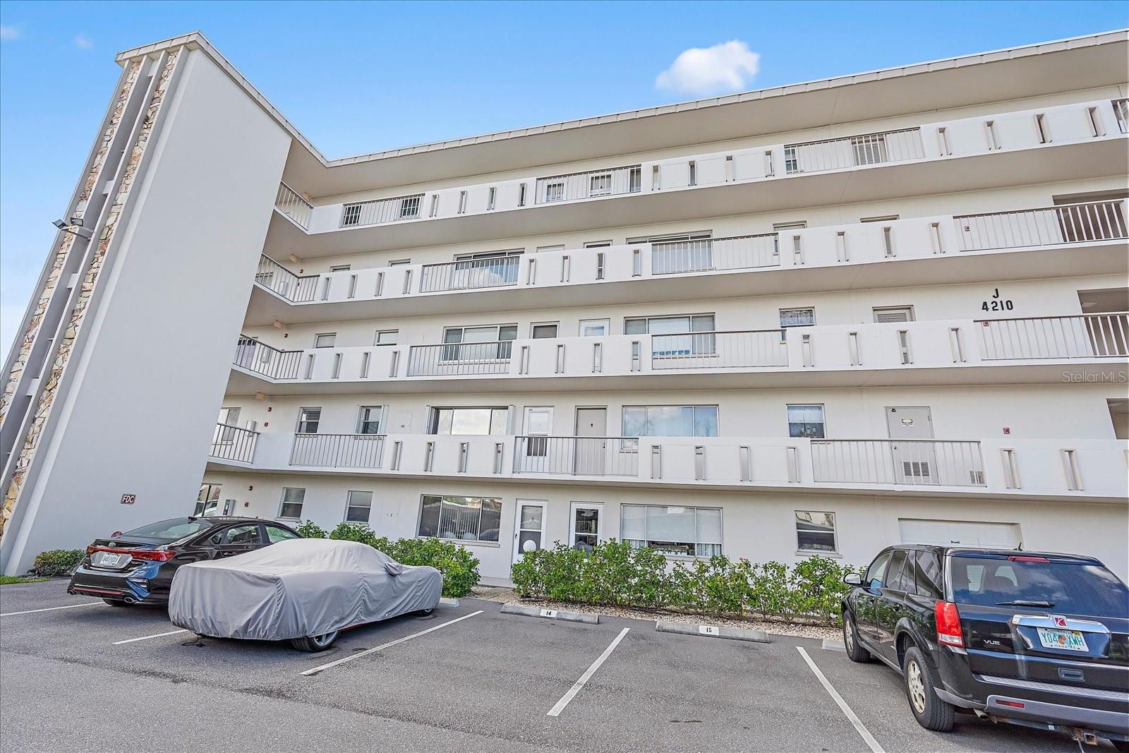 IRONWOOD EIGHTH - Residential Lease