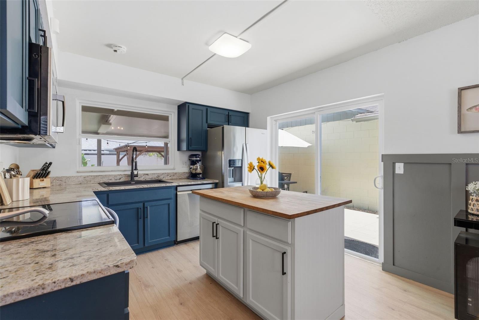 SPRINGWOOD VILLAGE - Residential