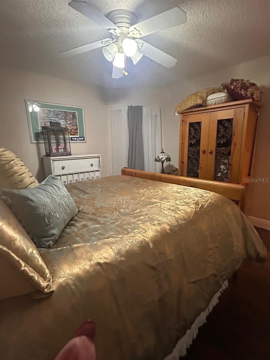 ON TOP OF THE WORLD - Residential