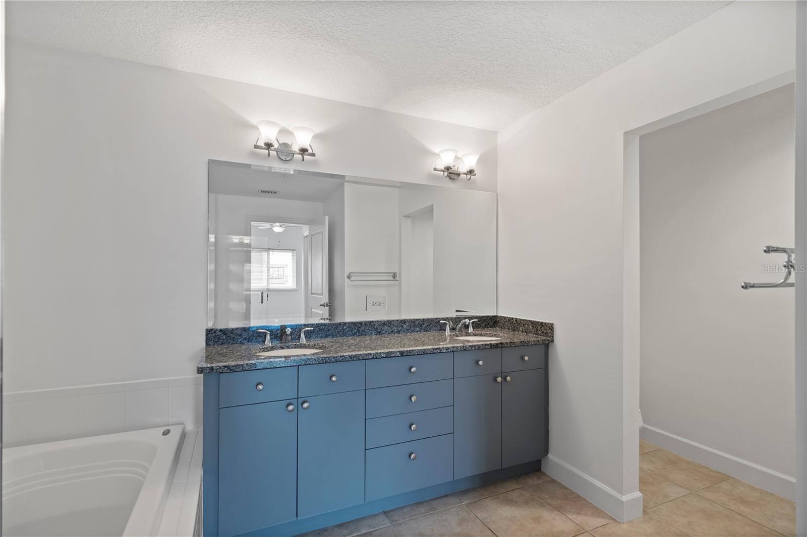 SANCTUARY DOWNTOWN CONDO - Residential Lease