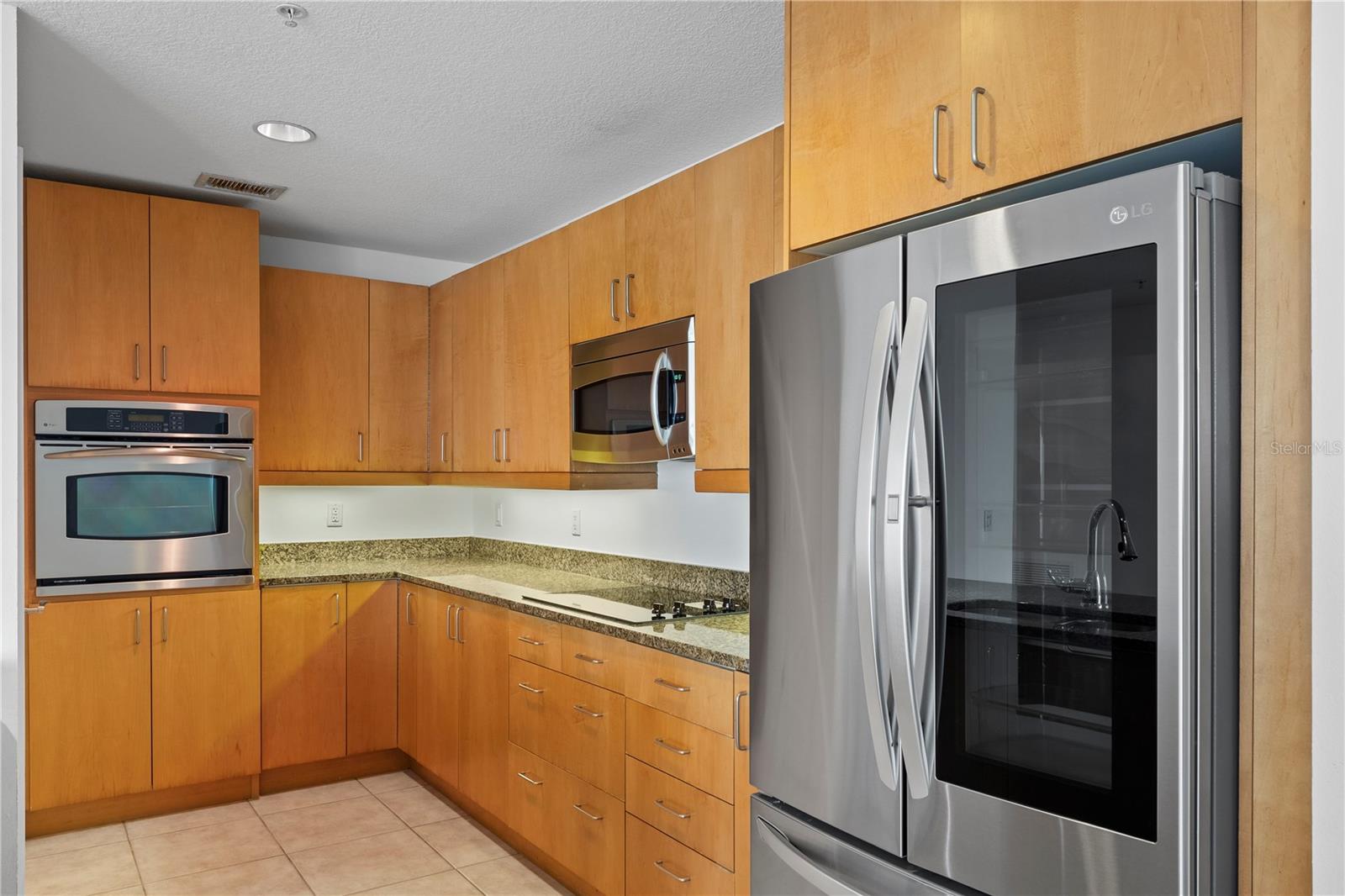 SANCTUARY DOWNTOWN CONDO - Residential Lease