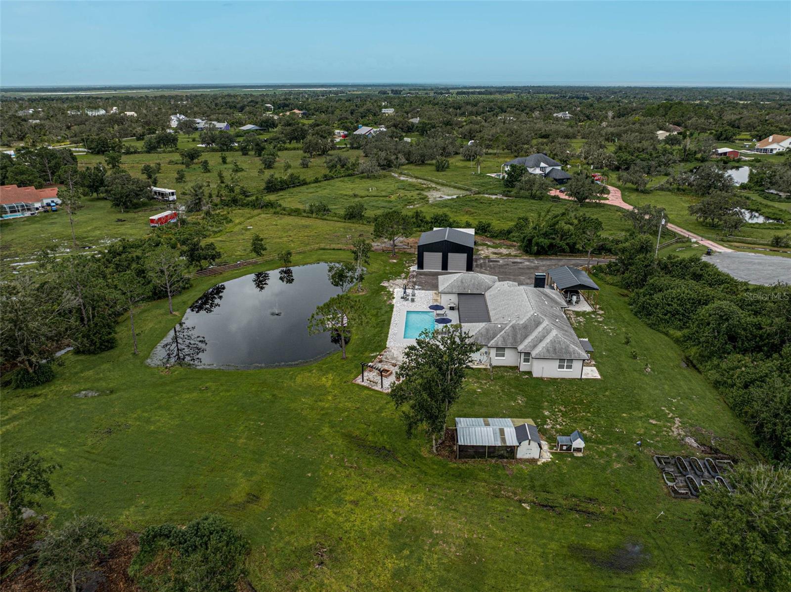 MAGNOLIA HILL - Residential