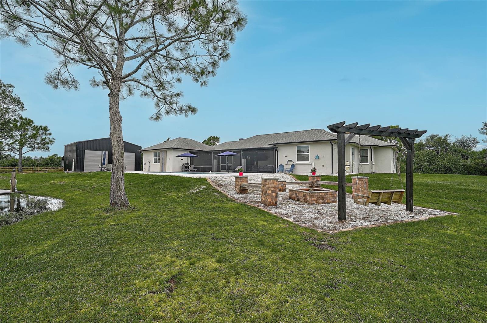 MAGNOLIA HILL - Residential